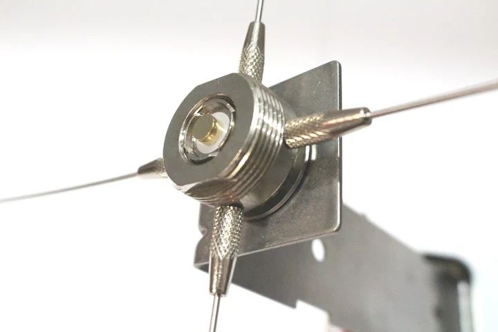Nagoya GPK-01 NMO Ground Plane Mount Kit