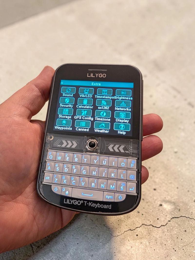 LILYGO T-Deck